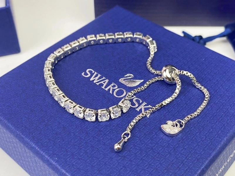 Tailored Swarovski Bracelets 251819