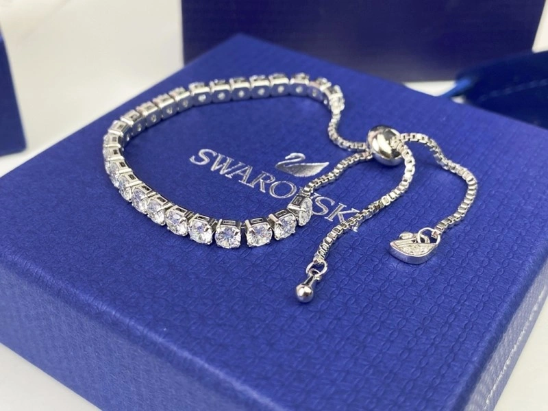 Tailored Swarovski Bracelets 251819
