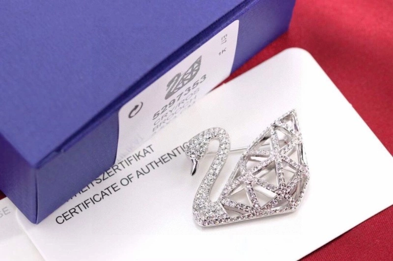 Sleek Swarovski Brooches 251802