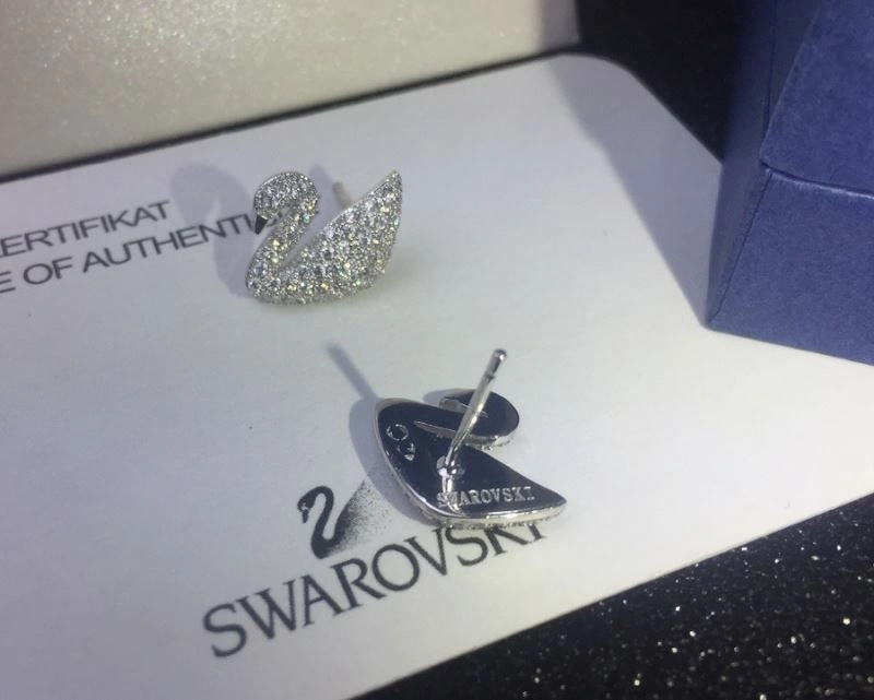 EasyMatch Swarovski Earrings 252241