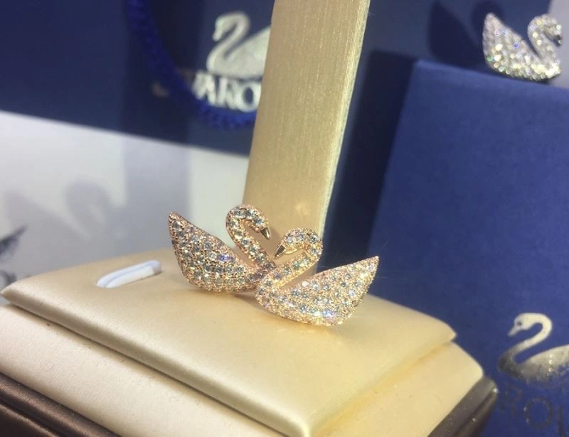 EasyMatch Swarovski Earrings 252241
