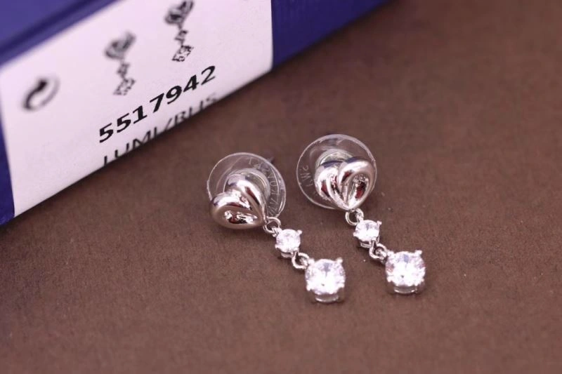 Sleek Swarovski Earrings 252188