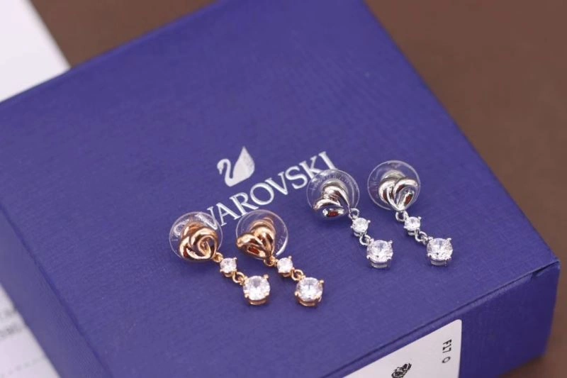 Sleek Swarovski Earrings 252188
