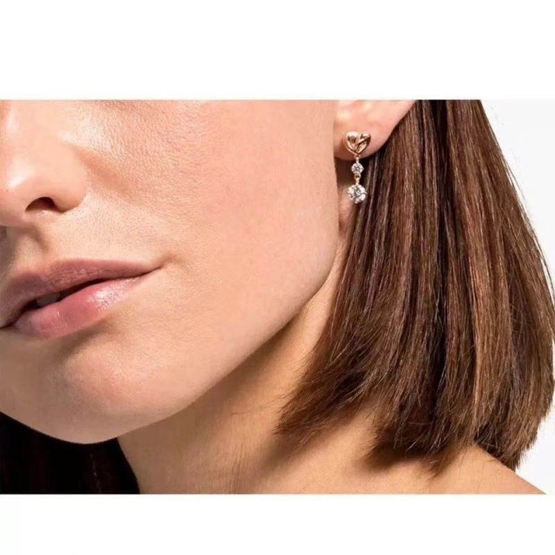 Sleek Swarovski Earrings 252188