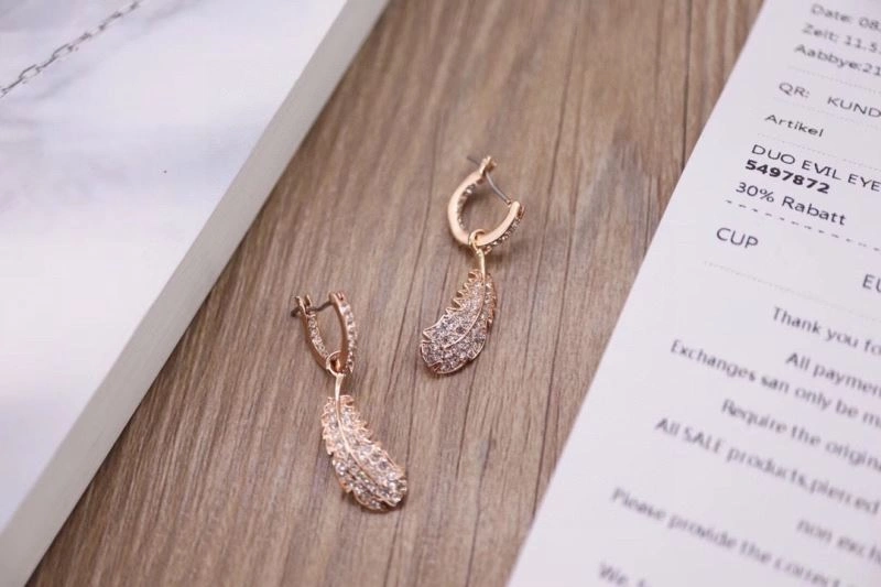 Swarovski Earrings WaterResistant 252198