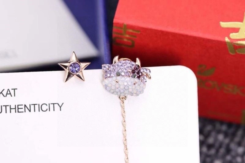Refined Swarovski Earrings 252067
