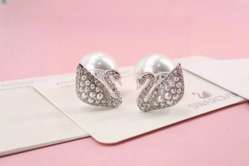 ZeroBulk Swarovski Earrings 252052