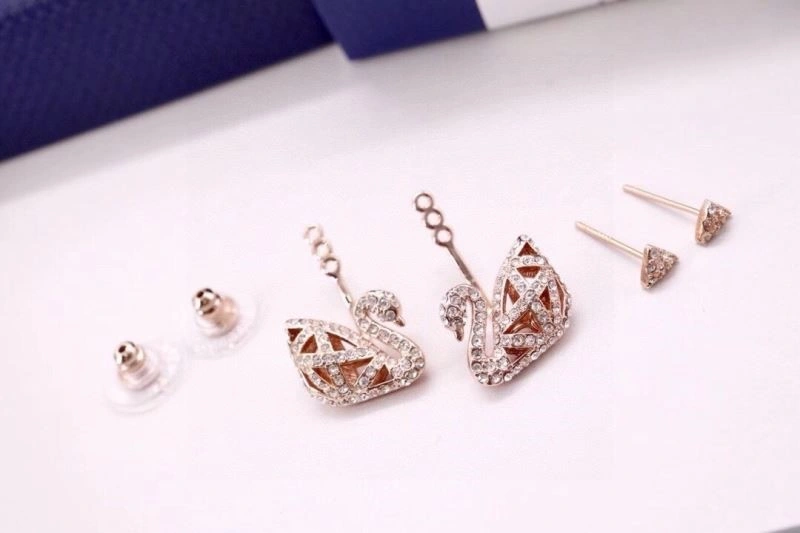 Compact Swarovski Earrings 252050