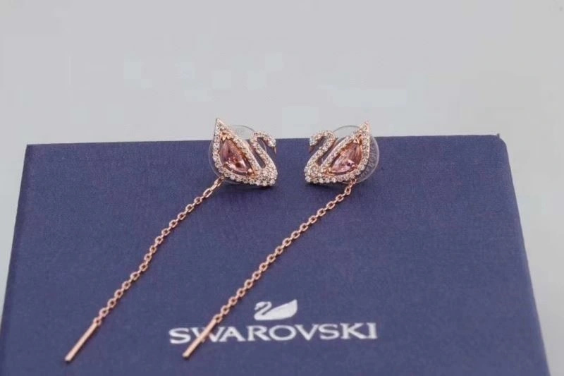 Chic Swarovski Earrings 251903