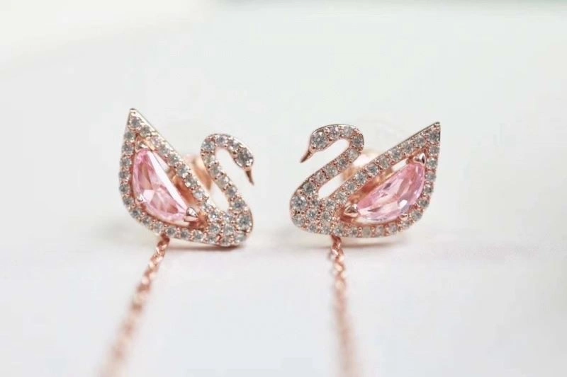 Chic Swarovski Earrings 251903
