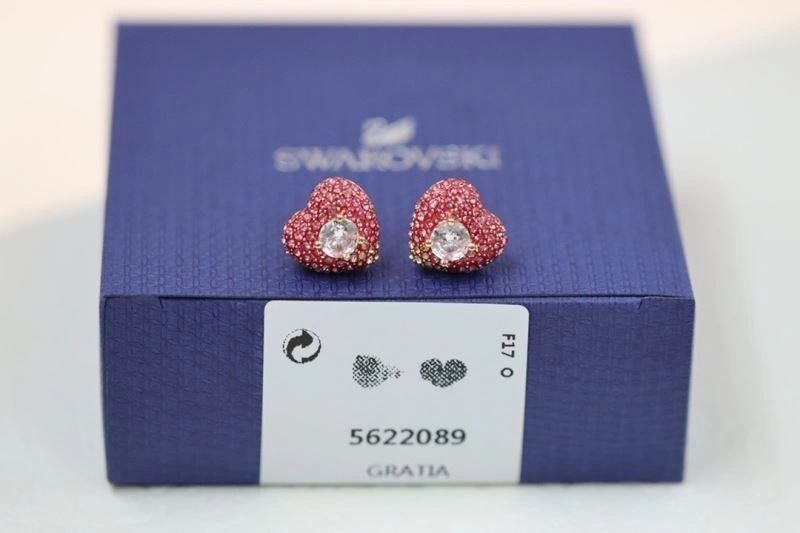 HighPerformance Swarovski Earrings 251885