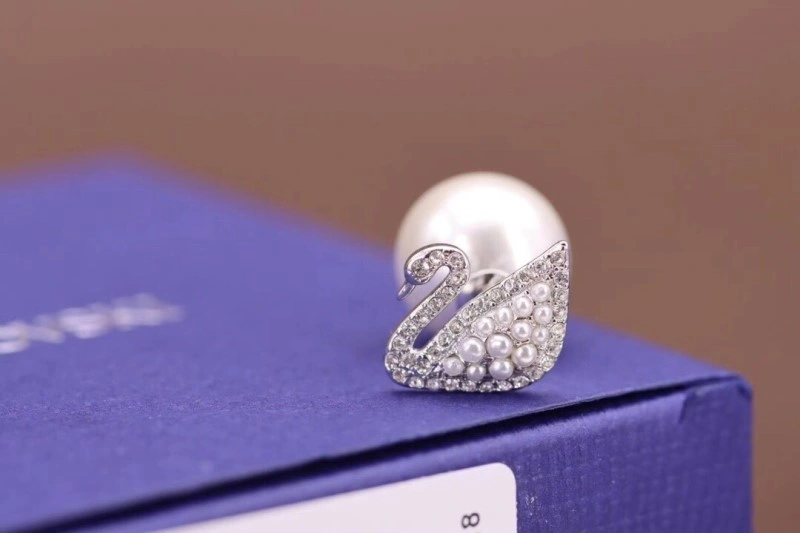 Swarovski Earrings Vibrant 251882