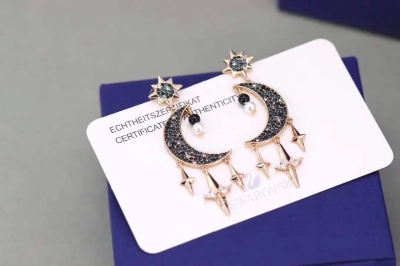 WaterResistant Swarovski Earrings 251823