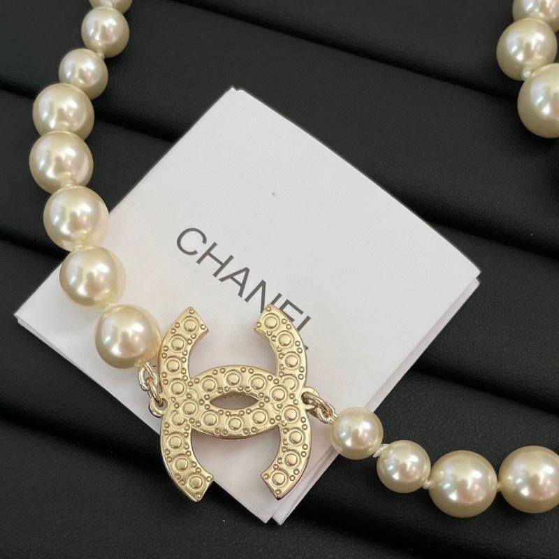 Youthful Swarovski Necklaces 252226
