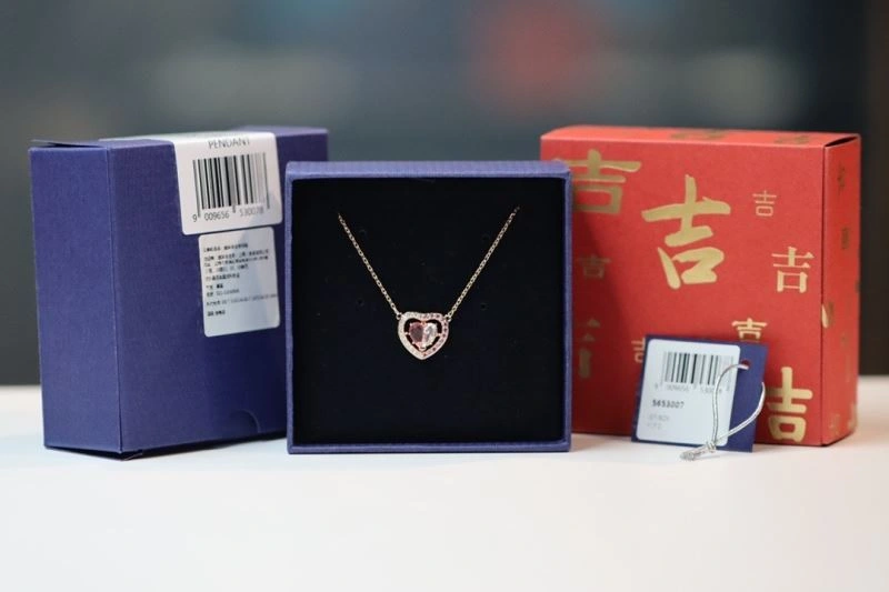 Youthful Swarovski Necklaces 252235