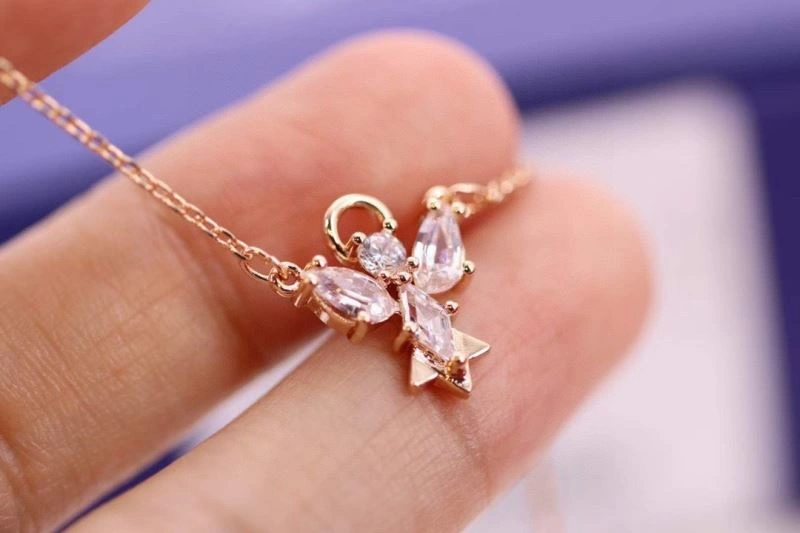 WaterResistant Swarovski Necklaces 252225