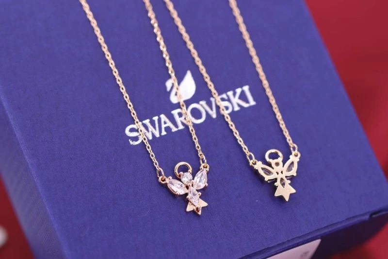 WaterResistant Swarovski Necklaces 252225