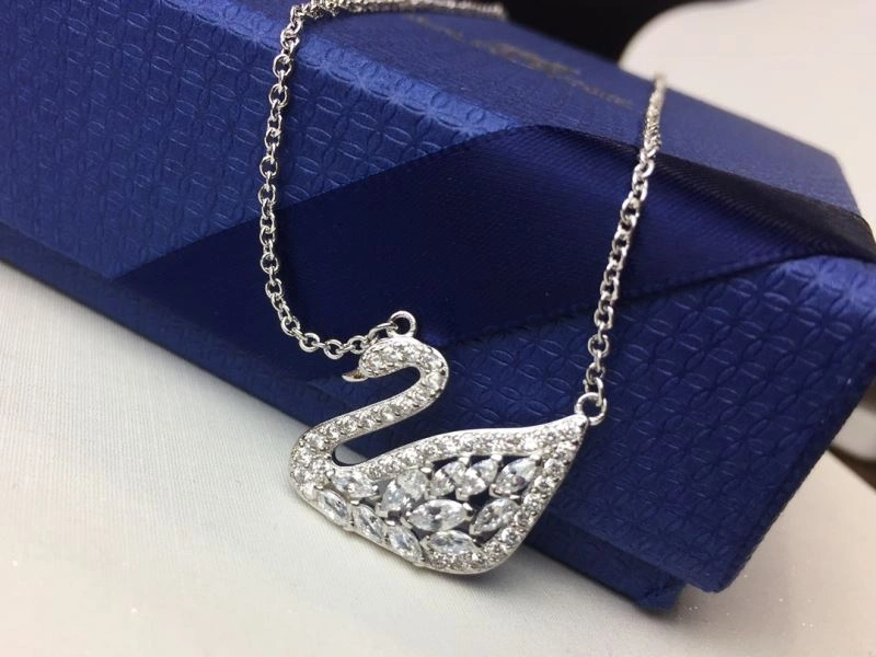 Lightweight Swarovski Necklaces 252232