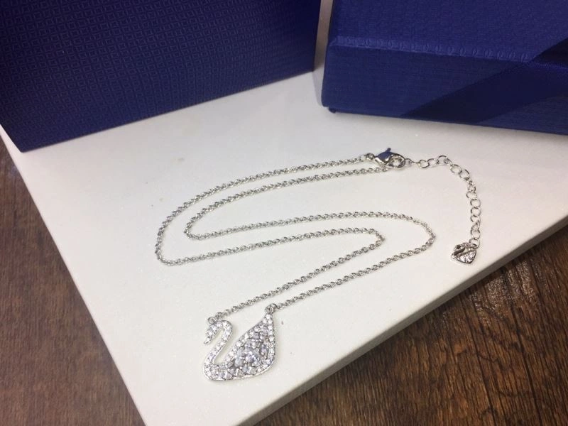 Lightweight Swarovski Necklaces 252232
