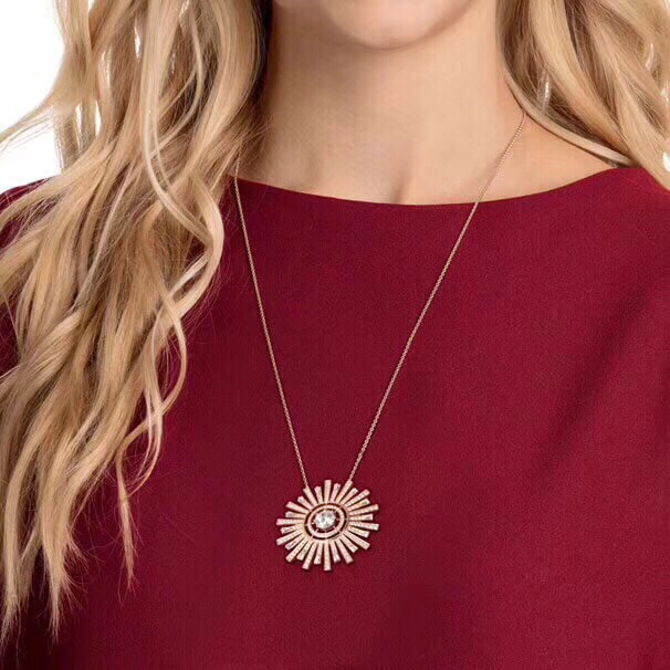 Swarovski Necklaces Lightweight 252180