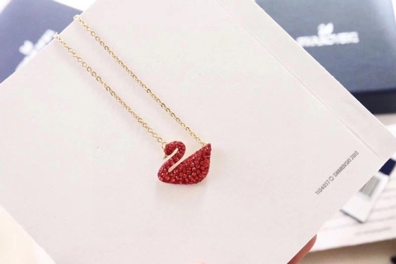Comfortable Swarovski Necklaces 252161