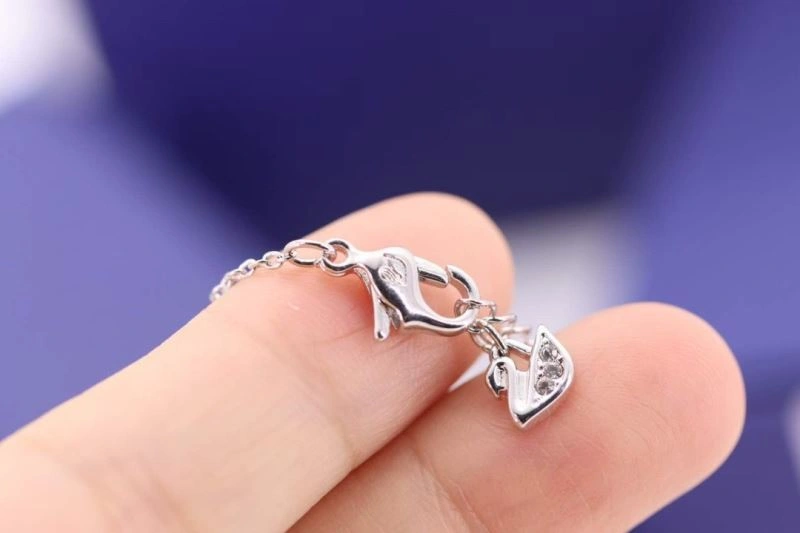 FastDry Swarovski Necklaces 252170