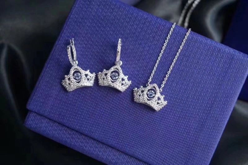 Durable Swarovski Necklaces 252133
