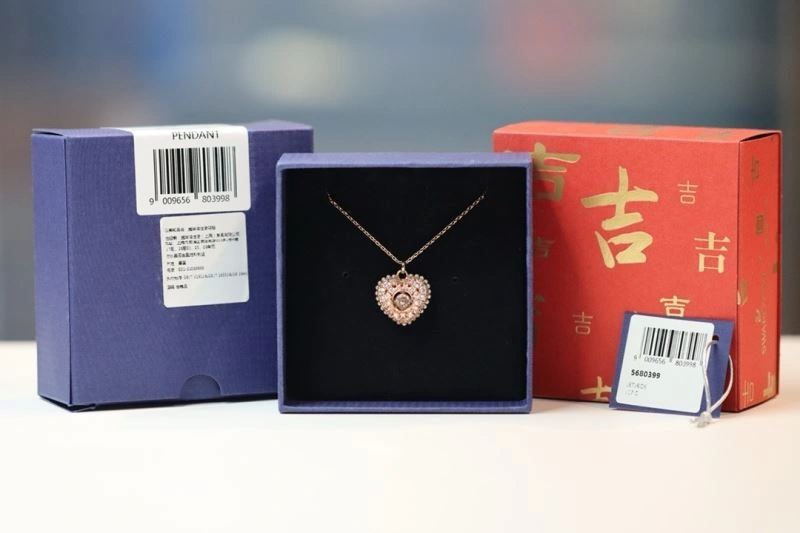 Unisex Swarovski Necklaces 252107