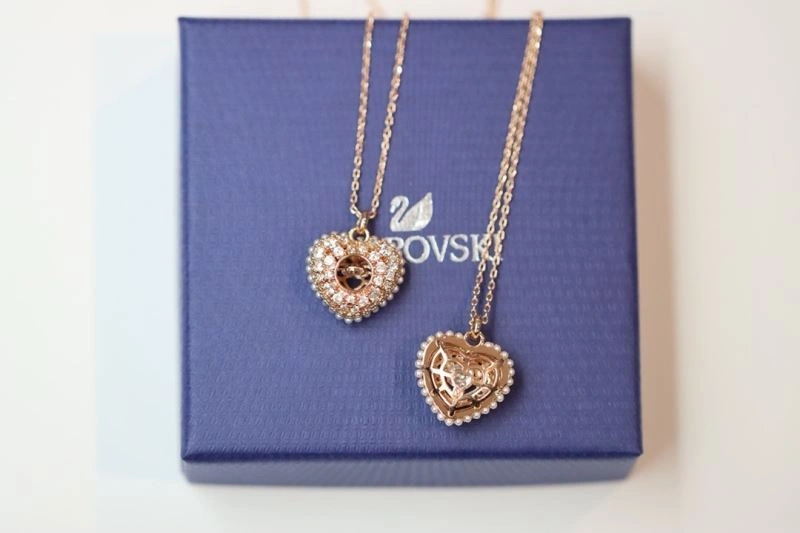 Unisex Swarovski Necklaces 252107