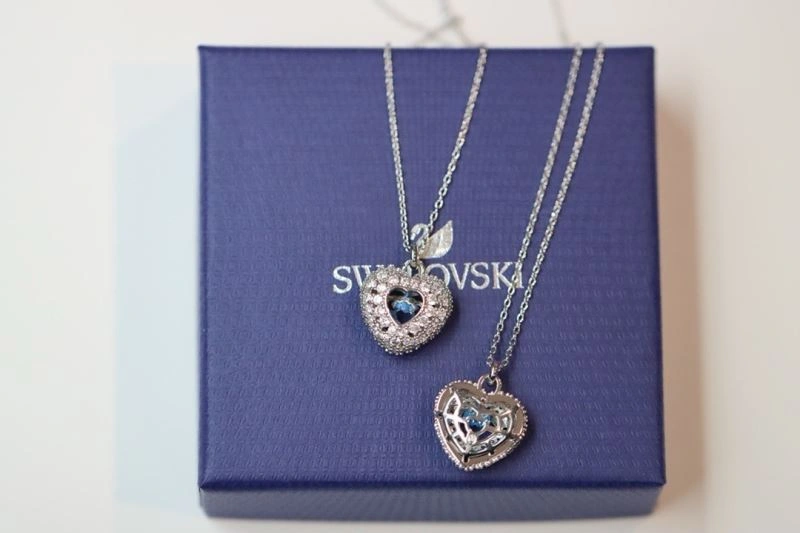 SoftTouch Swarovski Necklaces 252119