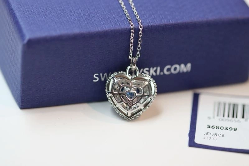 SoftTouch Swarovski Necklaces 252119