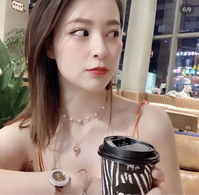 Stretchable Swarovski Necklaces 252108