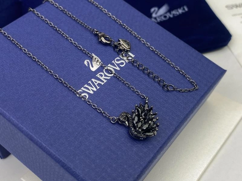 Durable Swarovski Necklaces 252126