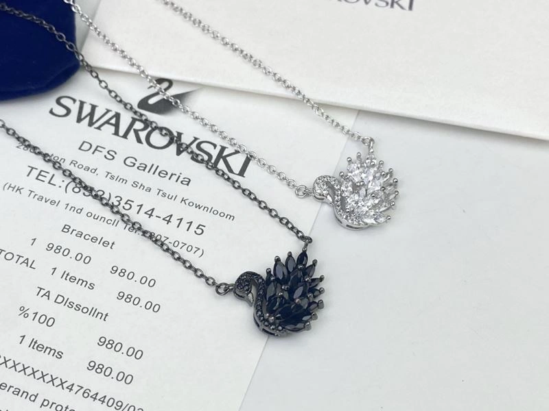 Durable Swarovski Necklaces 252126