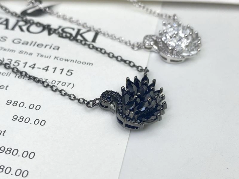 Durable Swarovski Necklaces 252126