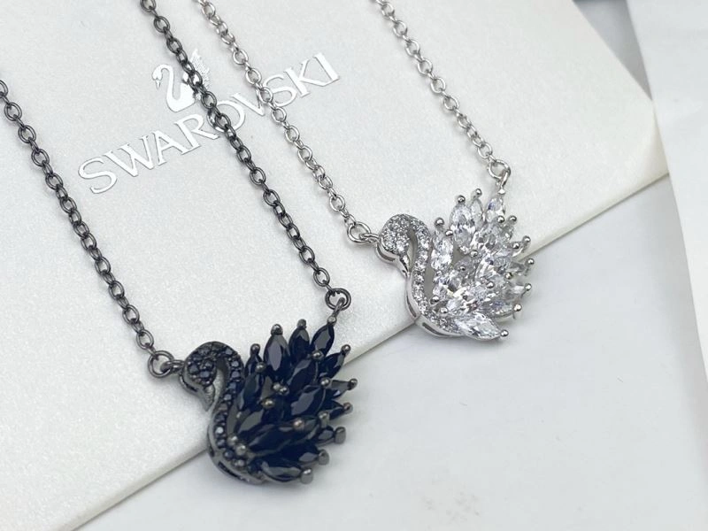 Durable Swarovski Necklaces 252126