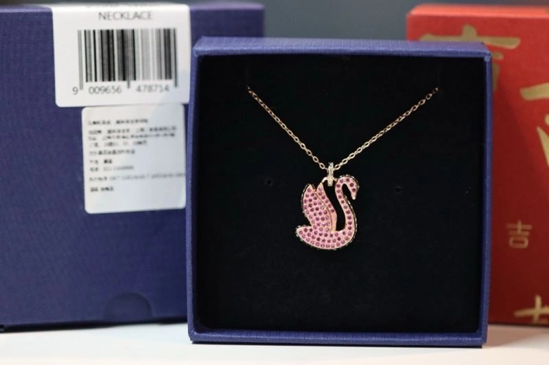 AllSeason Swarovski Necklaces 252095