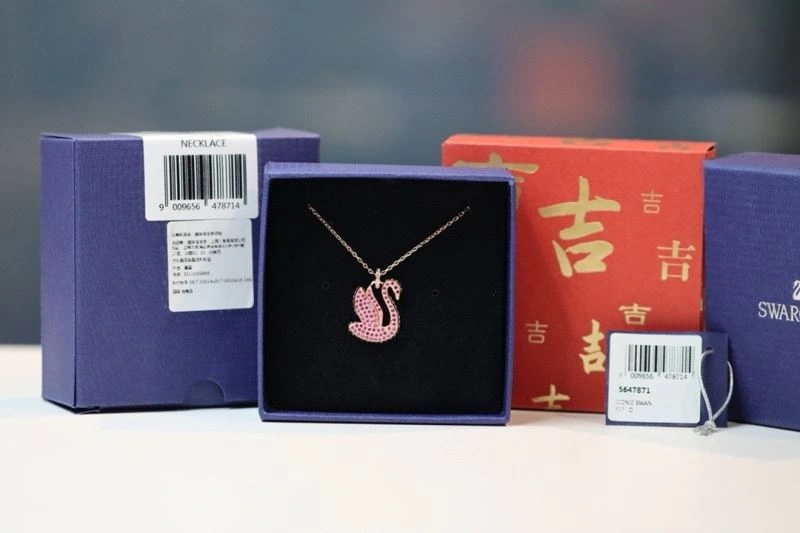 AllSeason Swarovski Necklaces 252095