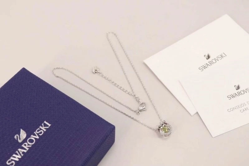 Seasonal Swarovski Necklaces 252084
