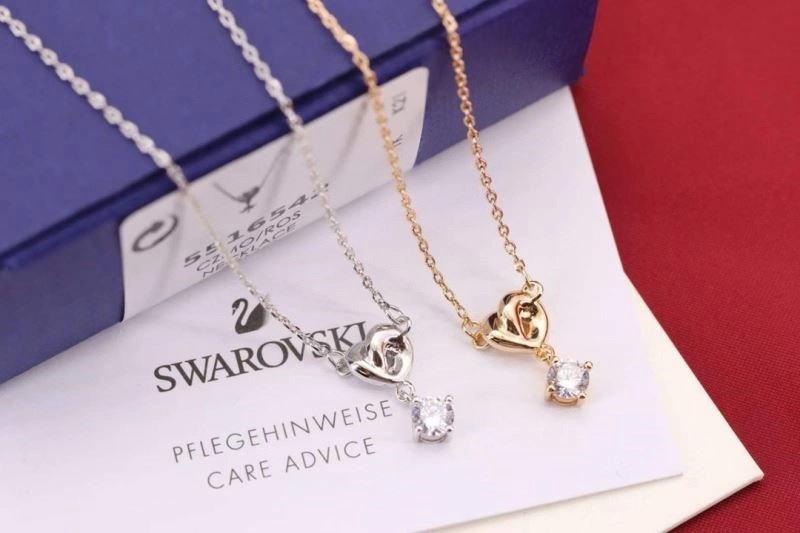 Versatile Swarovski Necklaces 252090