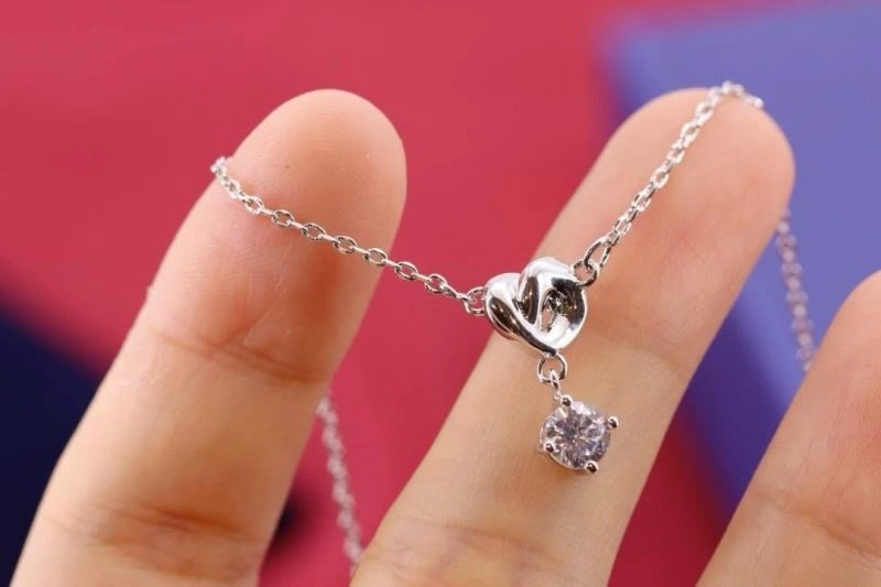 Versatile Swarovski Necklaces 252090