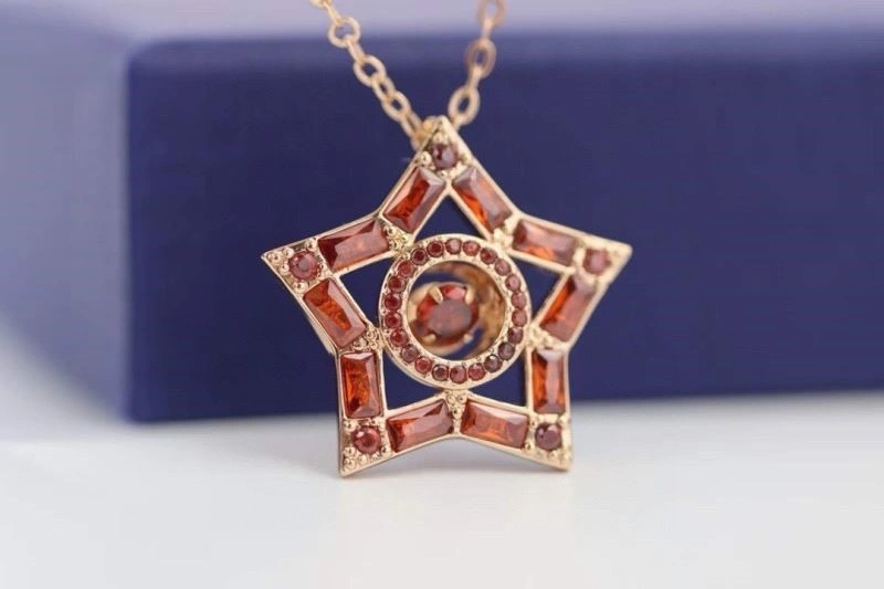 Durable Swarovski Necklaces 252075