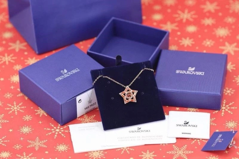 Durable Swarovski Necklaces 252075