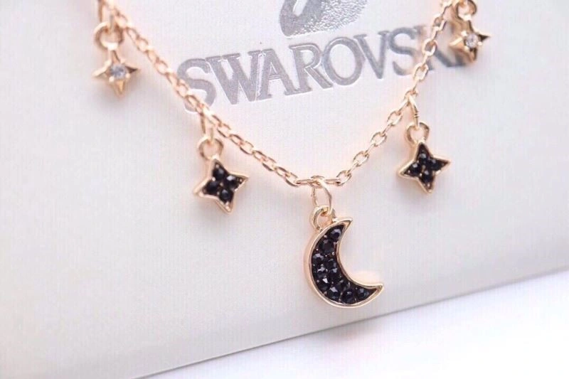 Compact Swarovski Necklaces 252040