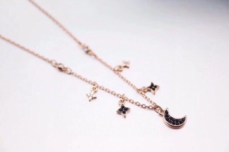 Compact Swarovski Necklaces 252040
