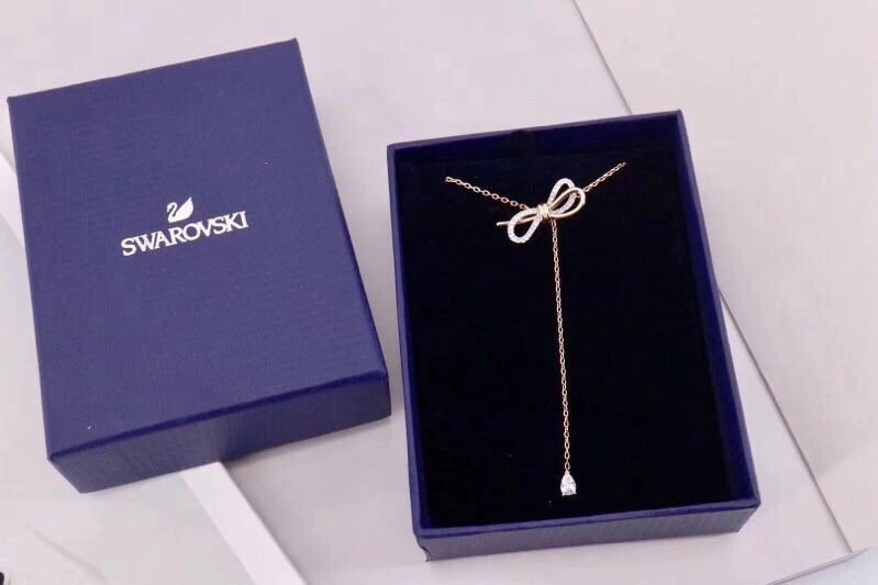 UrbanChic Swarovski Necklaces 252048