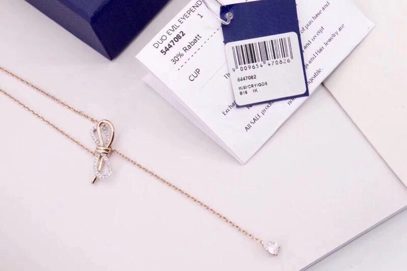 UrbanChic Swarovski Necklaces 252048