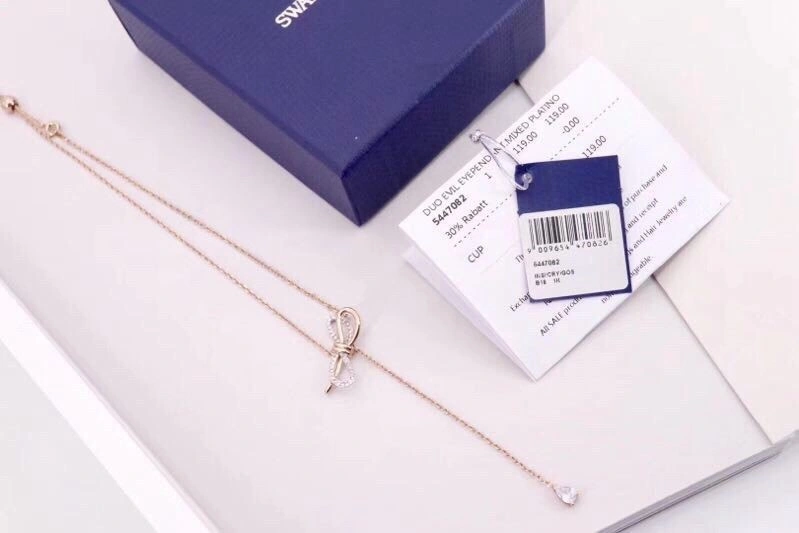 UrbanChic Swarovski Necklaces 252048