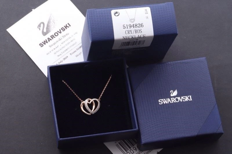 FreshLook Swarovski Necklaces 252033