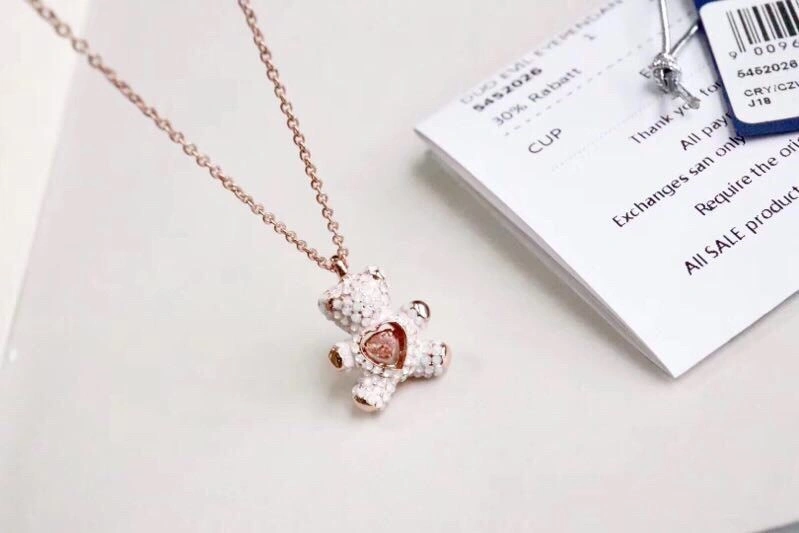 Resilient Swarovski Necklaces 252027